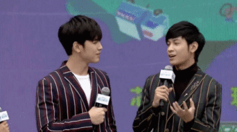 明星突袭  第3张